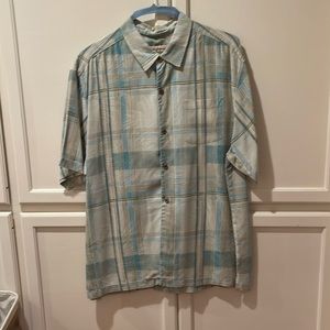 Tommy bahama 100% silk shirt. Plaid with subtle palm fronds.